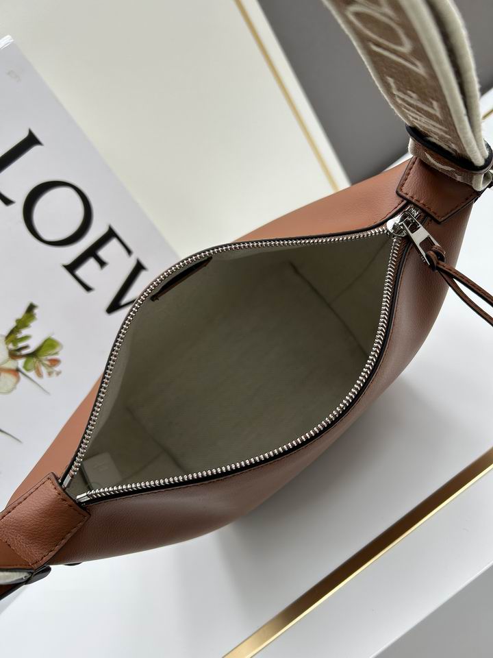 Loewe S230731 29.5x10.5x22cm jj1_7