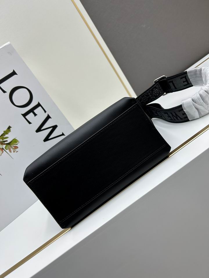 Loewe S230731 29.5x10.5x22cm jj_5