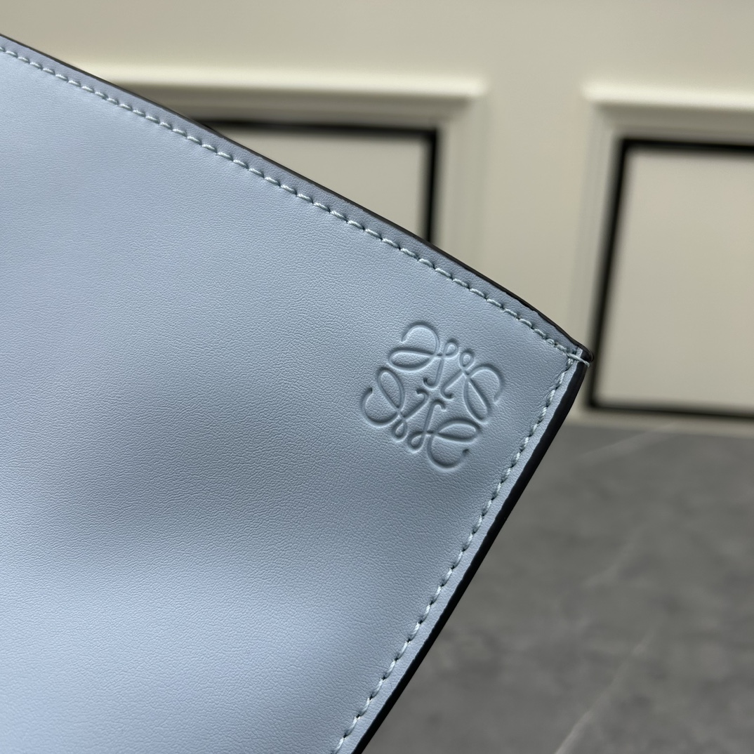 Loewe S327 34x17.5x13cm ww (15)