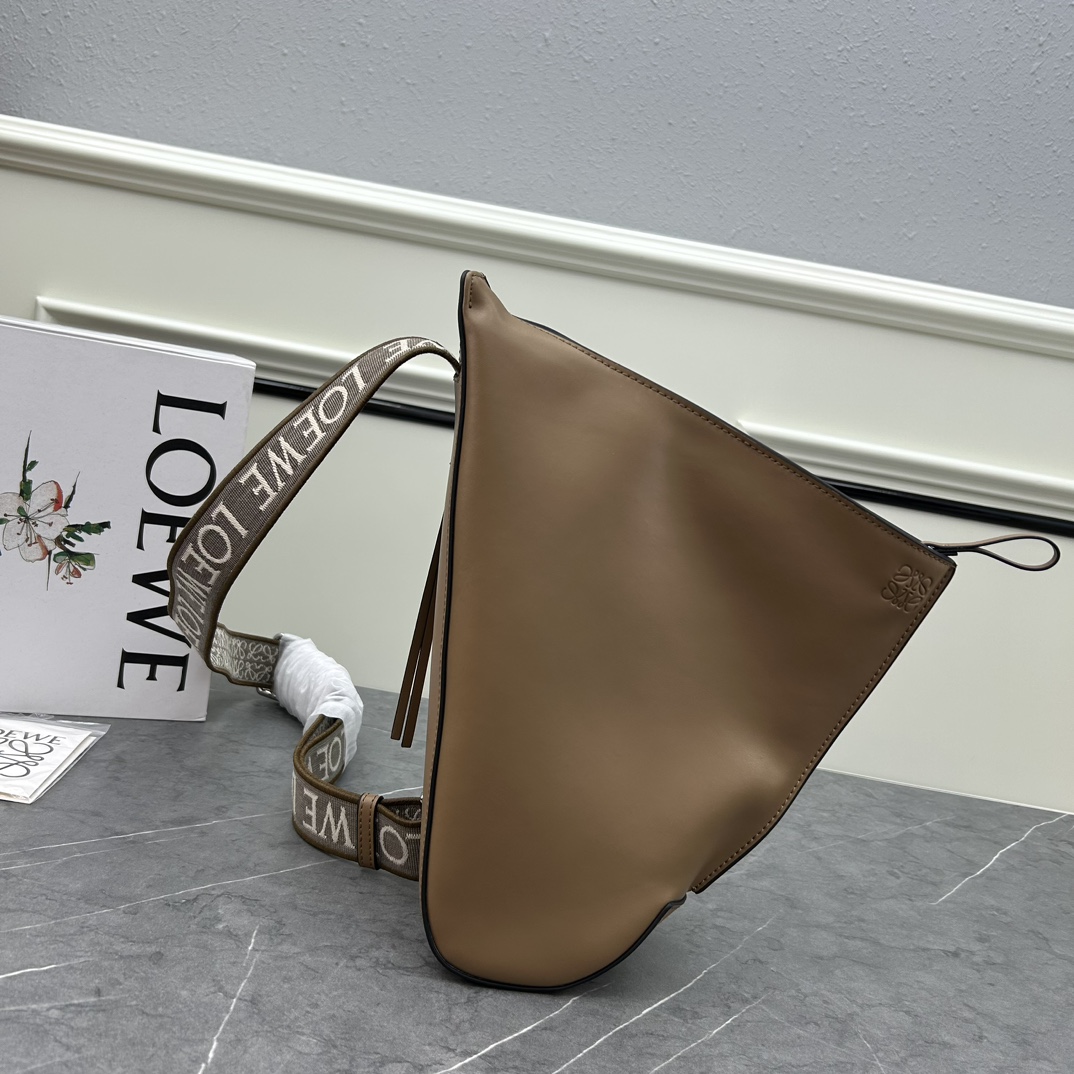 Loewe S327 34x17.5x13cm ww (32)