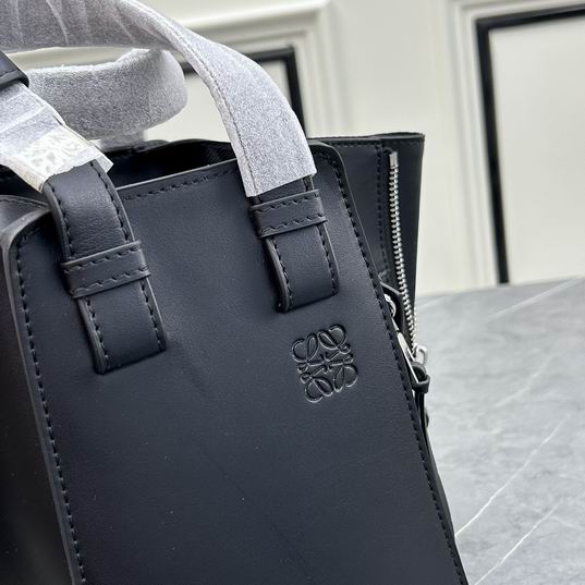 Loewe S33A 20.8x19.5x14.4cm ww (12)