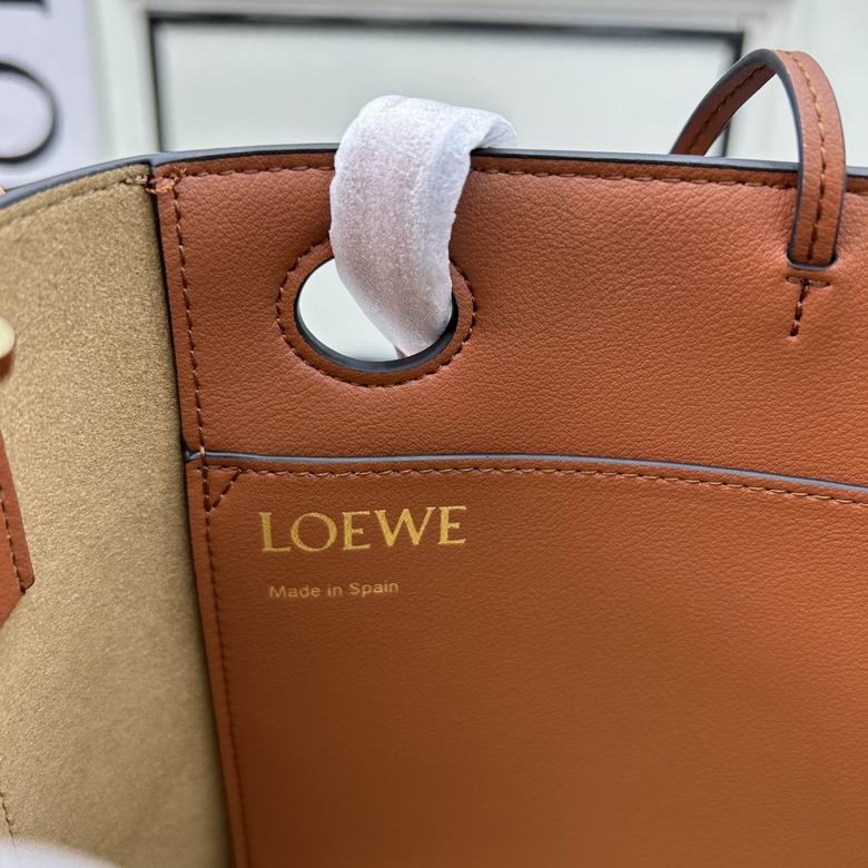 Loewe S652152 22x9x19.5cm ww (27)