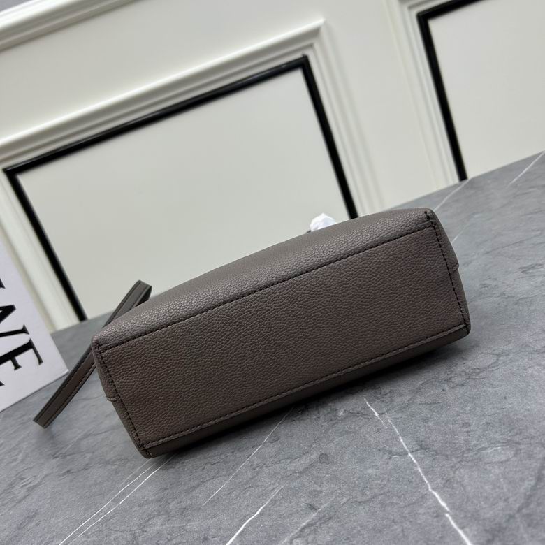 Loewe S652152 22x9x19.5cm ww (32)