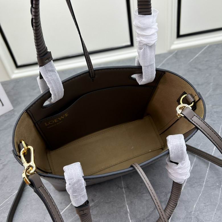 Loewe S652152 22x9x19.5cm ww (34)