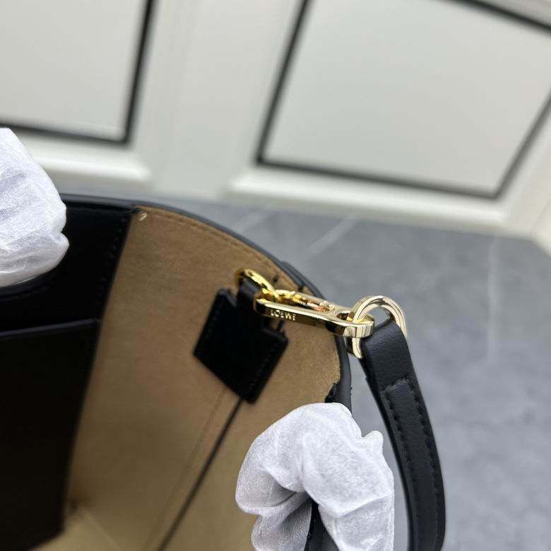 Loewe S652152 22x9x19.5cm ww (8)