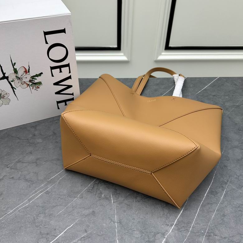 Loewe puzzle fold 25.5x14.5x31.5cm ww (3)