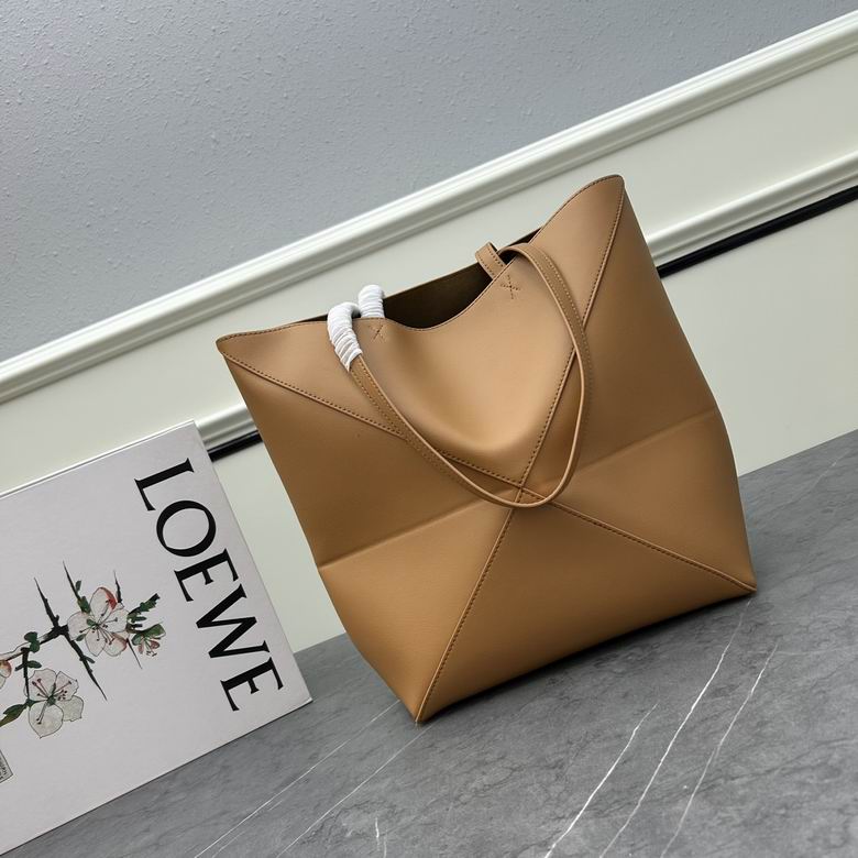 Loewe puzzle fold 25.5x14.5x31.5cm ww (5)