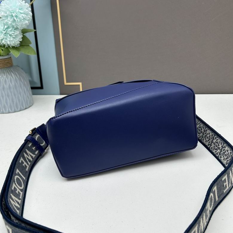 Loewe s26 24x16.5x10.5cm ww (20)