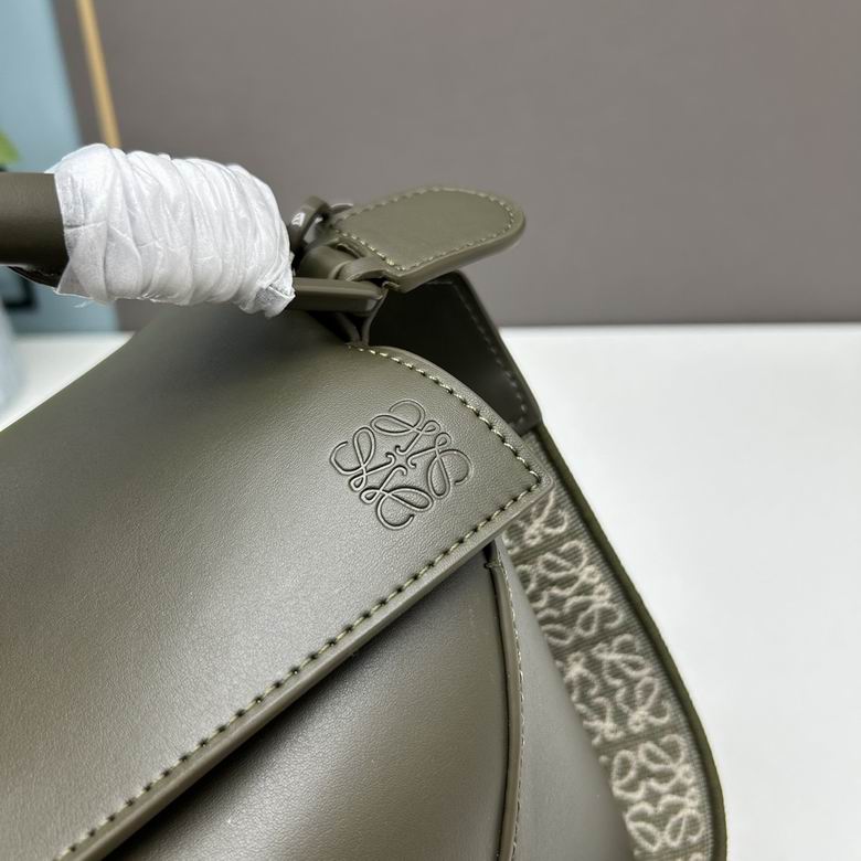 Loewe s26 24x16.5x10.5cm ww (28)