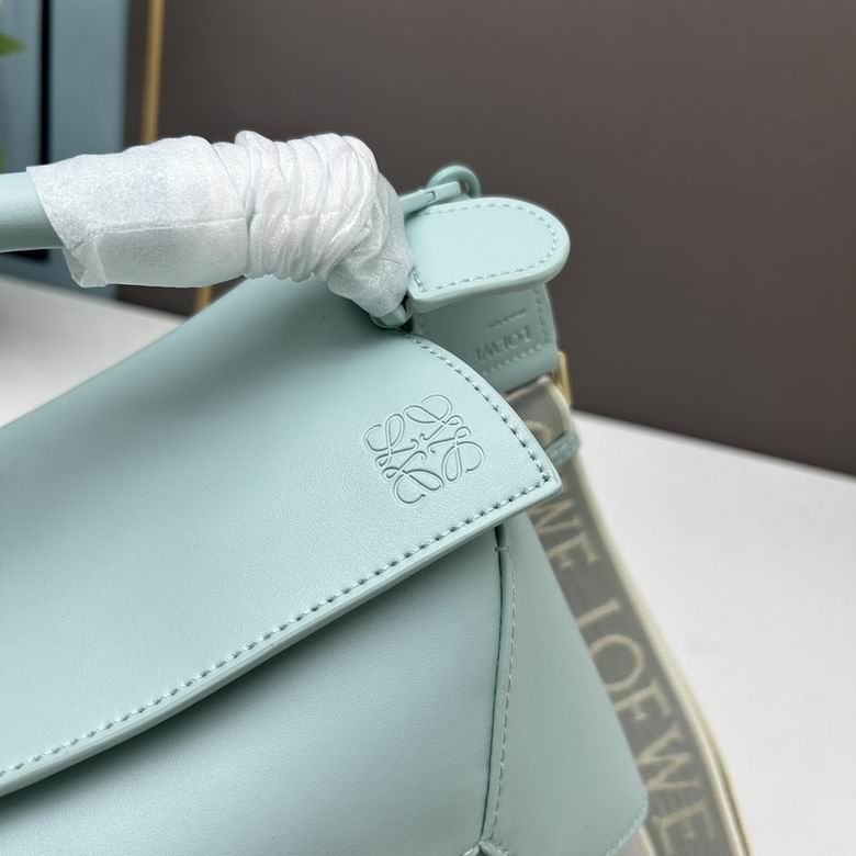 Loewe s26 24x16.5x10.5cm ww (4)