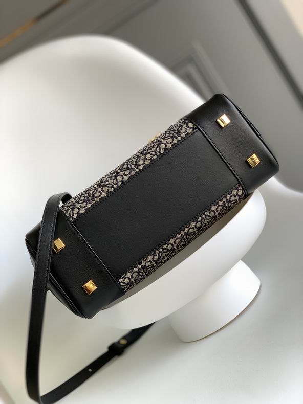 Lowe 28x18x11 19x18x11cm ss46 (5)