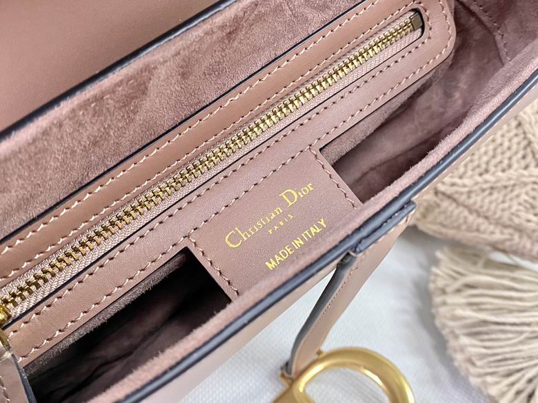 M0446 25X20X6cm YG 10 (9)