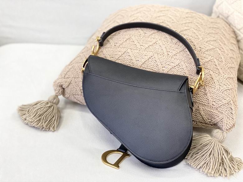 M0446 25X20X6cm YG 7 (5)