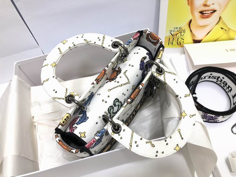 M0565 24X20X11cm YG 7