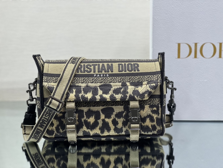 M1241 23X15X8cm XM 5 (3)