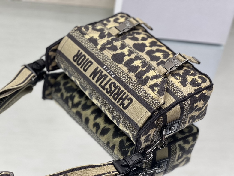 M1241 23X15X8cm XM 5 (5)