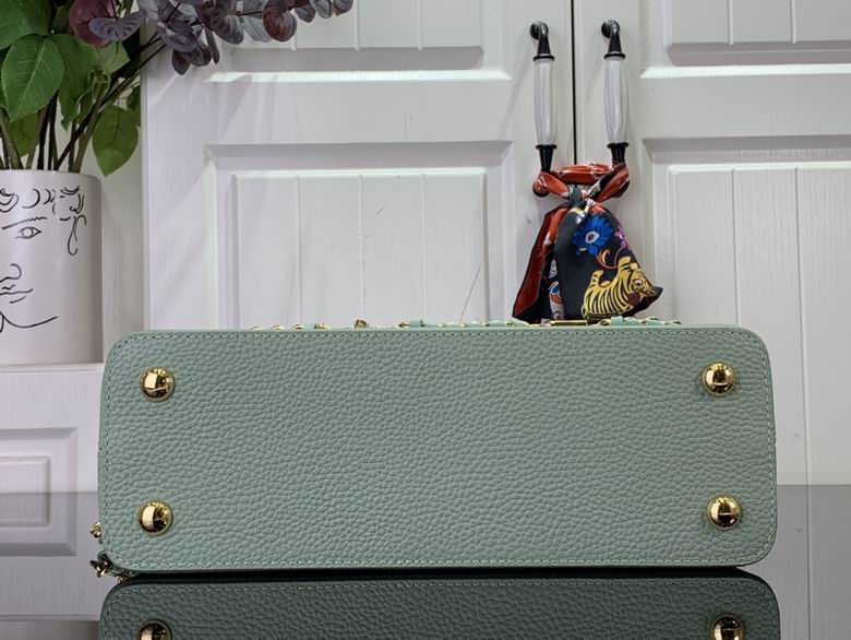 M23950 31.5X20X11cm YG 4