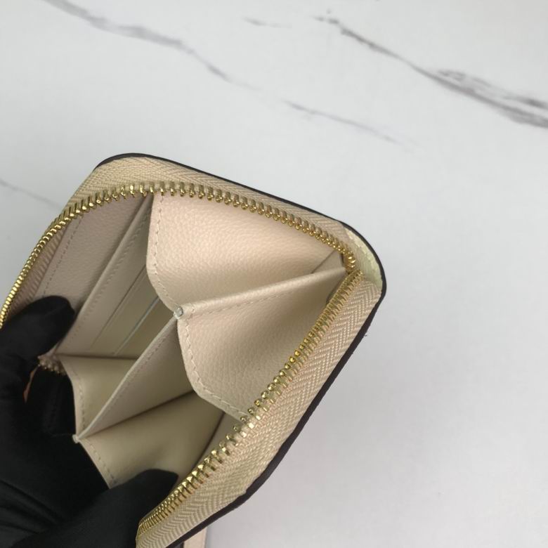 M80085 11X8.5X2cm XM 7