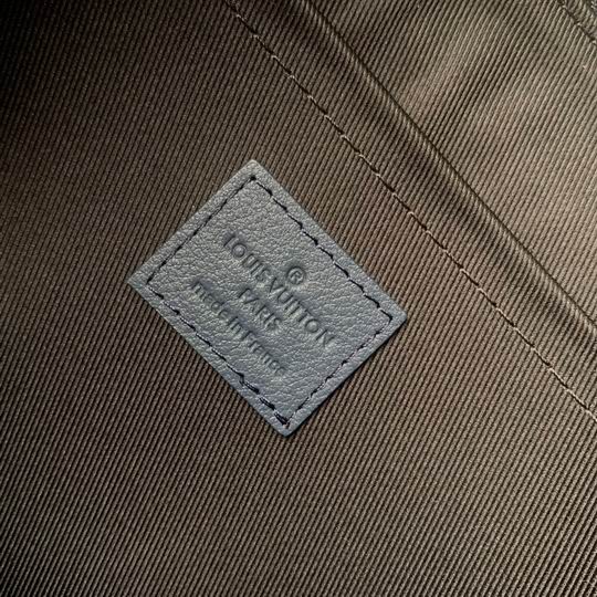 M81570 30x21.5x1cm gf1_8