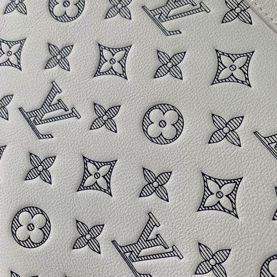 M81570 30x21.5x1cm gf2_7