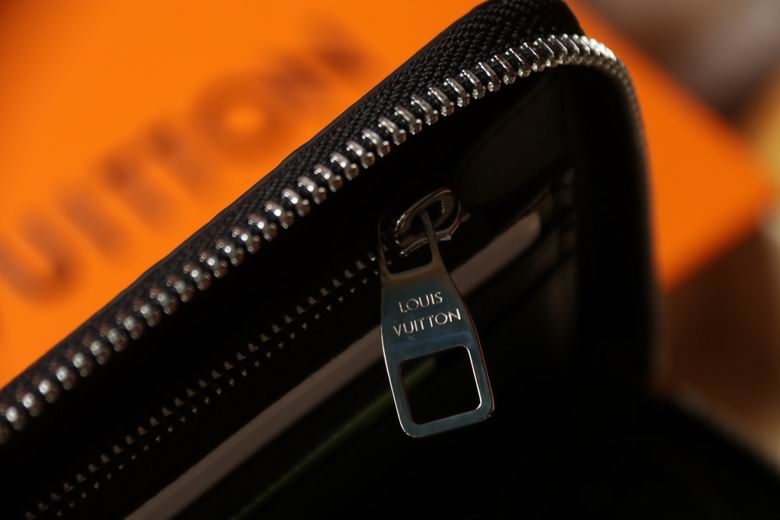 M81775 10X19X2cm XM 8