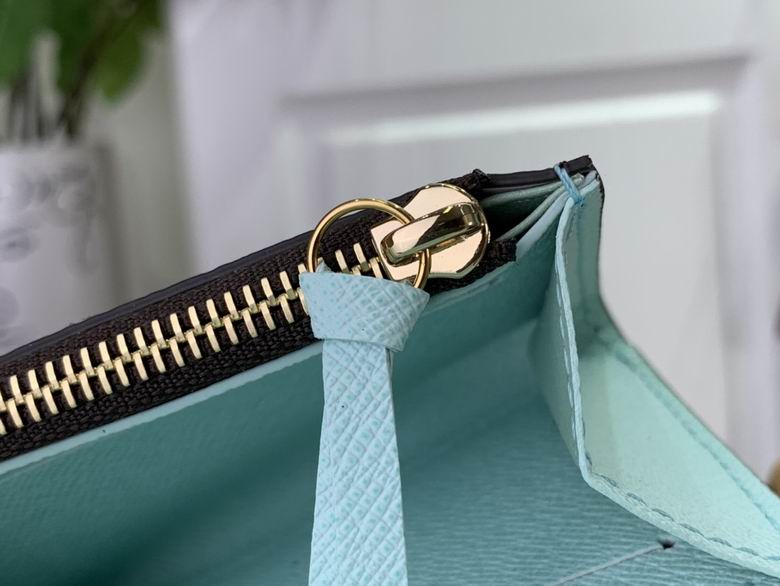 M82582 11X8X2.5cm YG 7