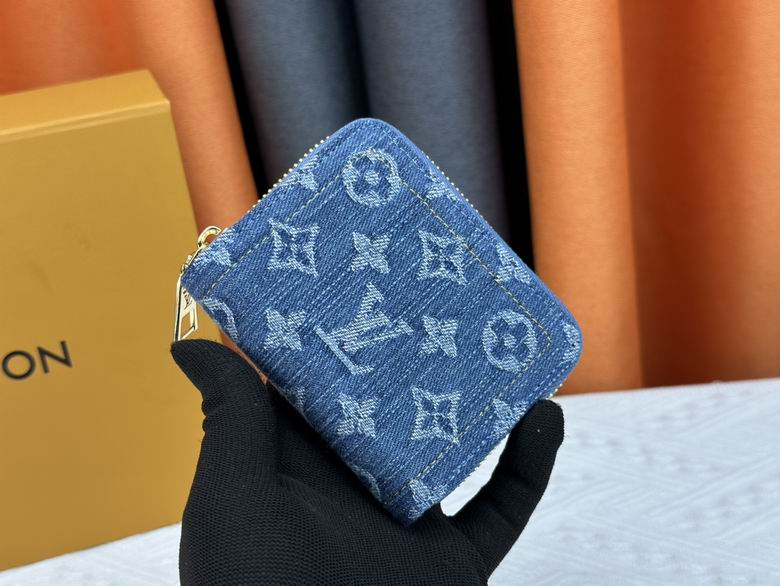 M82957 11X8.5X2cm XM 1