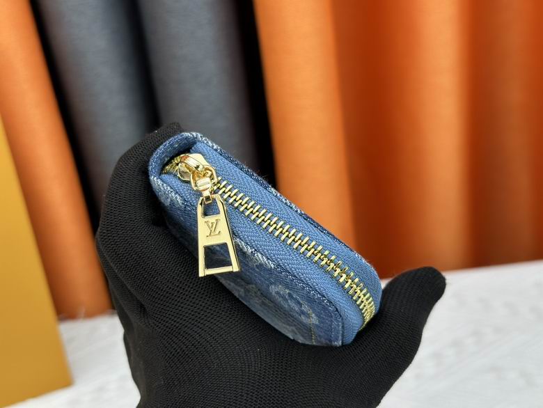 M82957 11X8.5X2cm XM 5