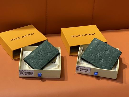 M83067 7.5x11.1x1cm gf_1