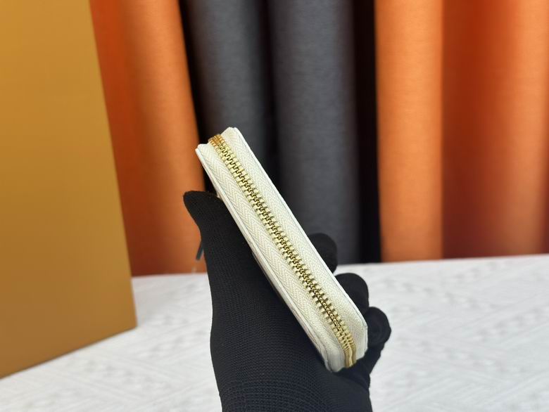 M83094 11X8X2cm XM 4