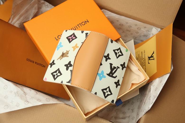 M83336 7.5X11.1X1cm XM 6