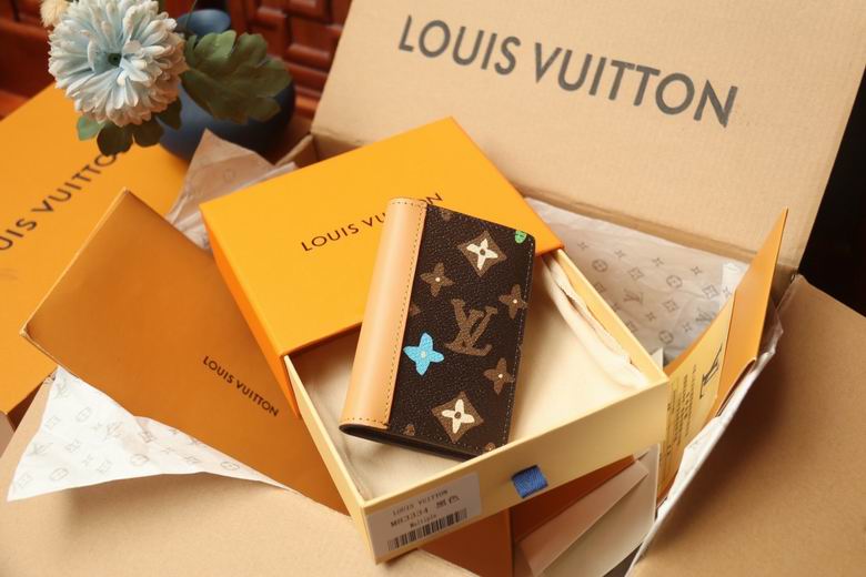 M83337 7.5X11.1X1cm XM 1