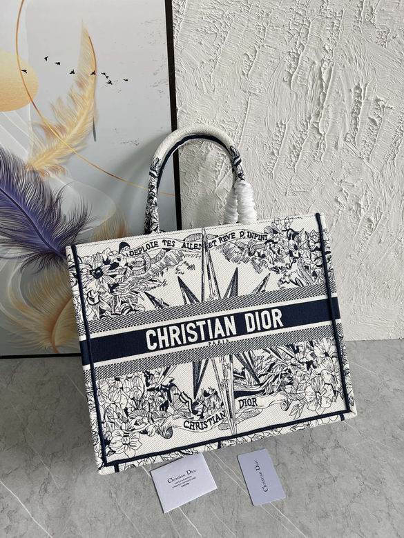 MM1286 41.5X35X18cm YT 8 (1)