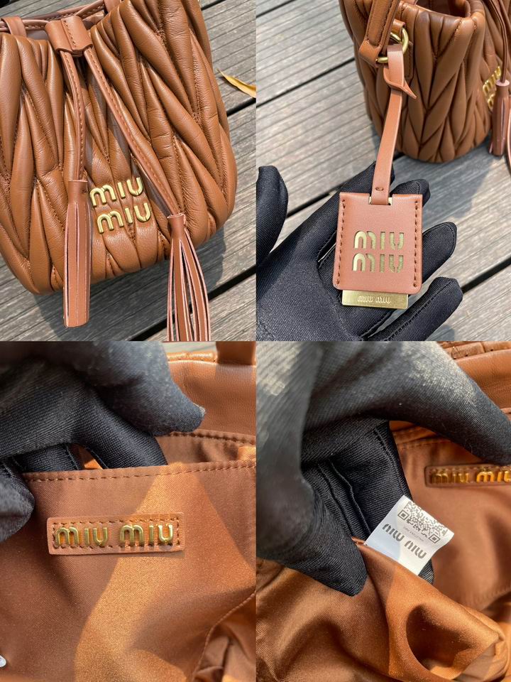 Miumiu 616021 17x15x10cm zy1_6