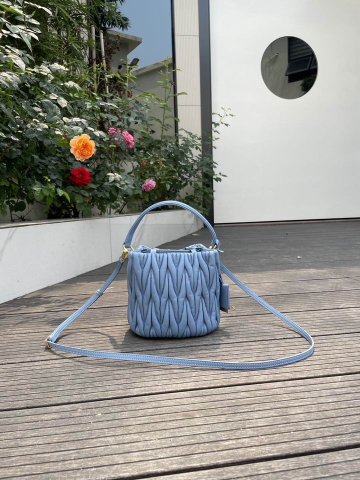 Miumiu 616021 17x15x10cm zy2_2