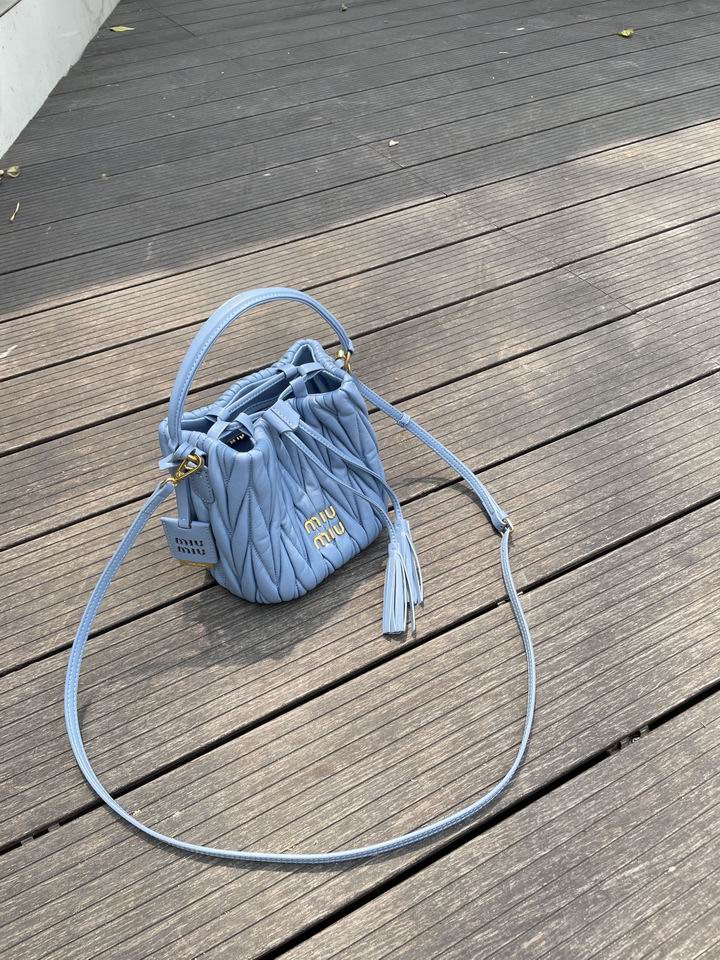 Miumiu 616021 17x15x10cm zy2_6