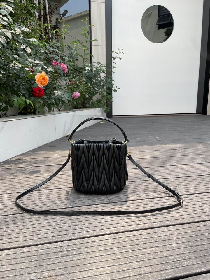 Miumiu 616021 17x15x10cm zy_4