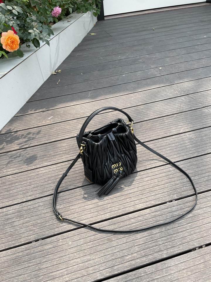 Miumiu 616021 17x15x10cm zy_9