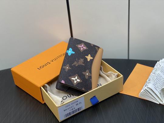 Multiple M83337 7.5x11.1x1cm gf1_3