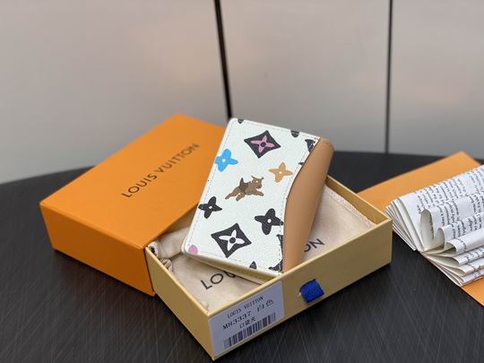 Multiple M83337 7.5x11.1x1cm gf_3