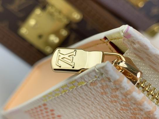 N40740 25x20x5.5cm gf1_3