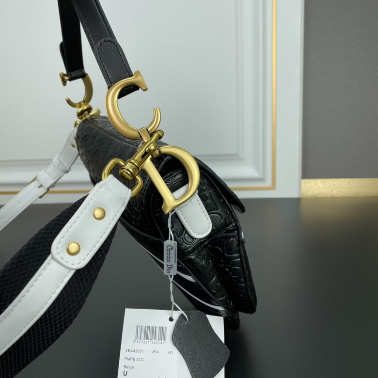 Oblique Saddle 0452 25cm YW (11)