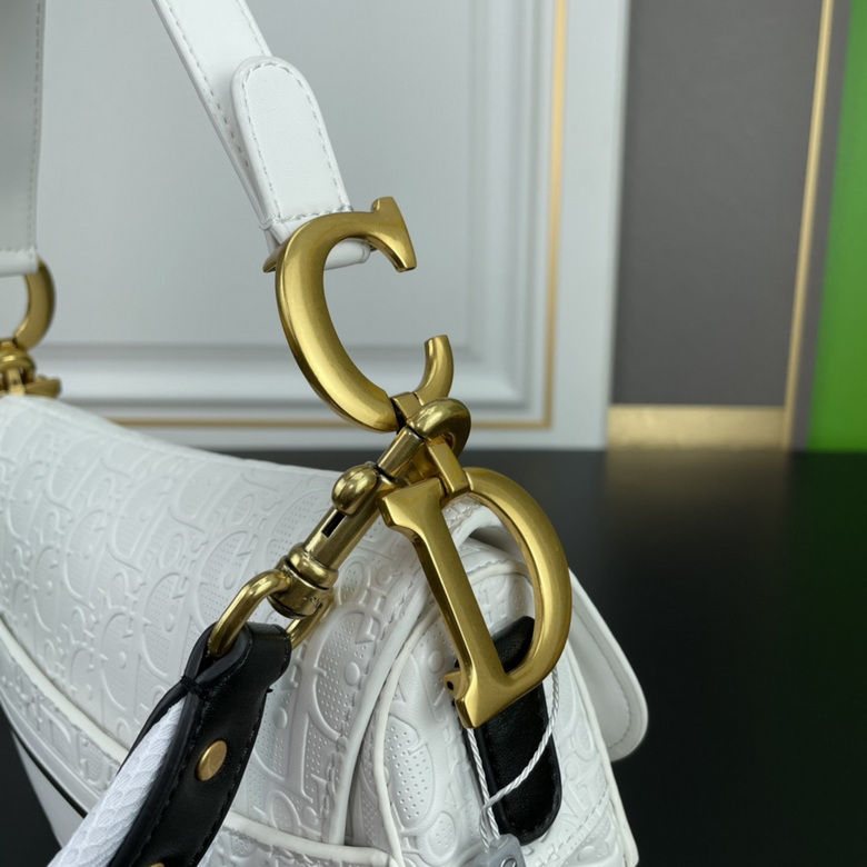 Oblique Saddle 0452 25cm YW (6)