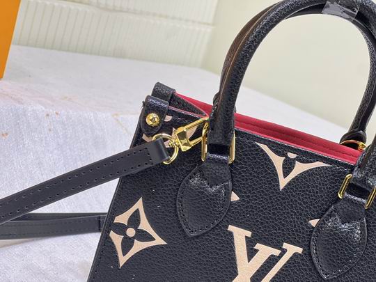 OnTheGo M46993 18x15x8.5cm ss1_6