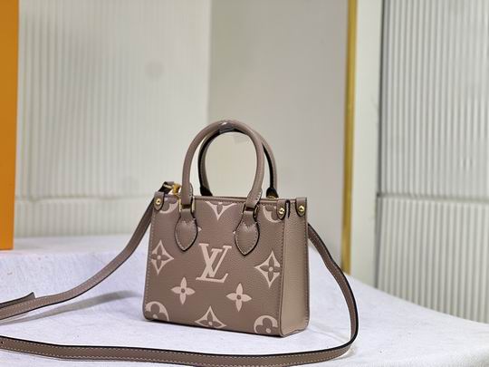 OnTheGo M46993 18x15x8.5cm ss2_5