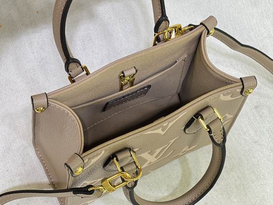 OnTheGo M46993 18x15x8.5cm ss2_9