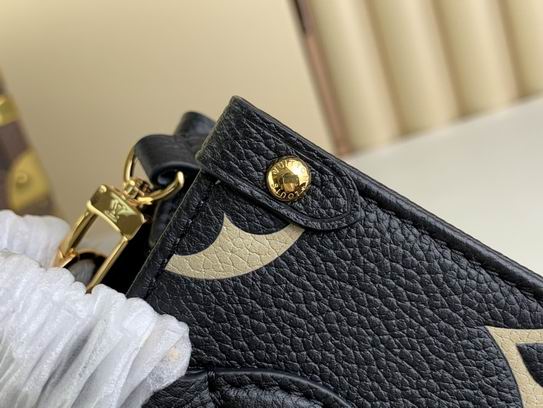 Onthego M47054 M46993 18x15x8.5cm gf2_4