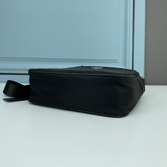 Prada 002 25x28x9cm ww1_ (5)