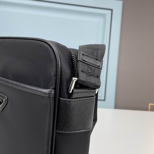 Prada 002 25x28x9cm ww1_ (6)