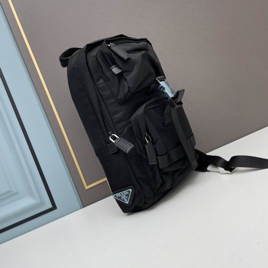 Prada 013 20x30x10cm ww1_ (4)